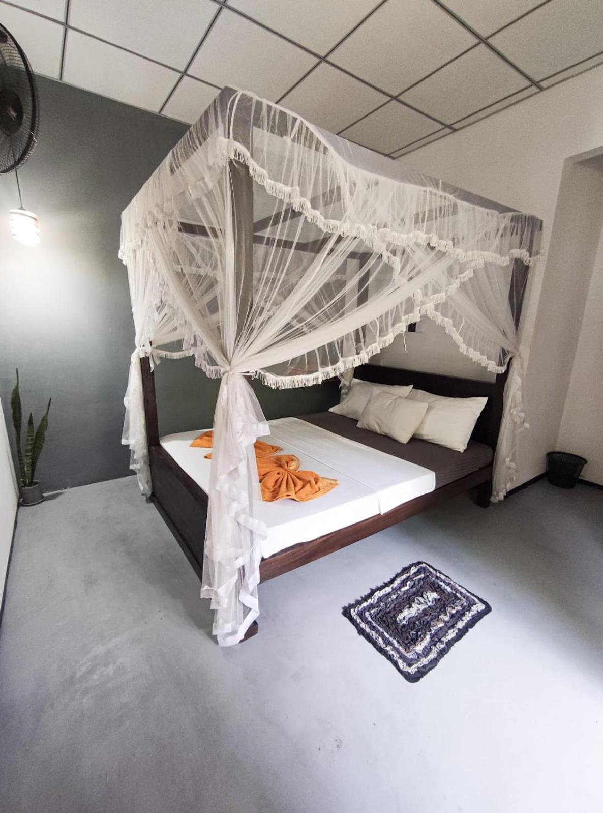 Aurora Midigama Hotell Ahangama Exteriör bild